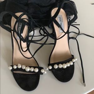 Steve Madden tie up wrap pearl heels